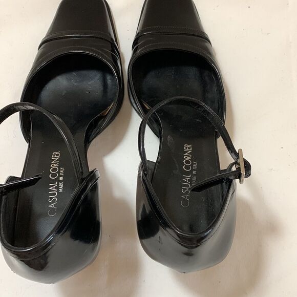 Casual Corner size 7M black block heels. Made in Italy - Picture 3 of 11